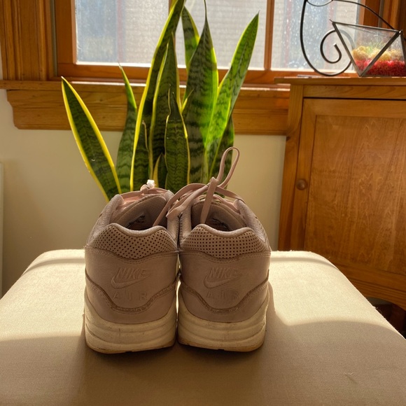 Nike Air Max Pastel Pink Sneakers - Picture 6 of 7